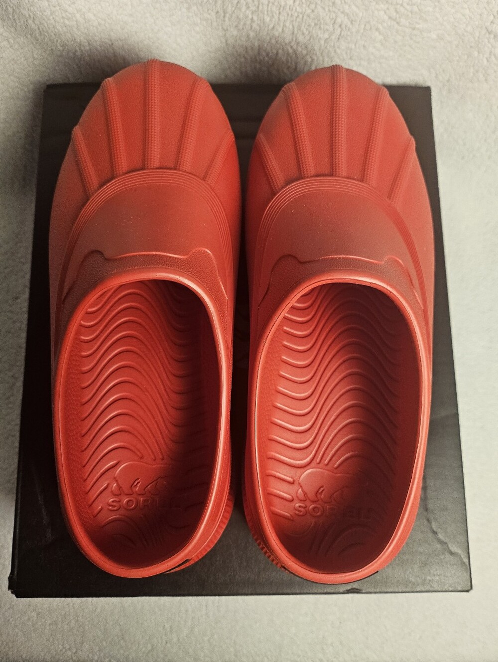 Sorel Women's Bright Red Slip-On Mules, NW Box